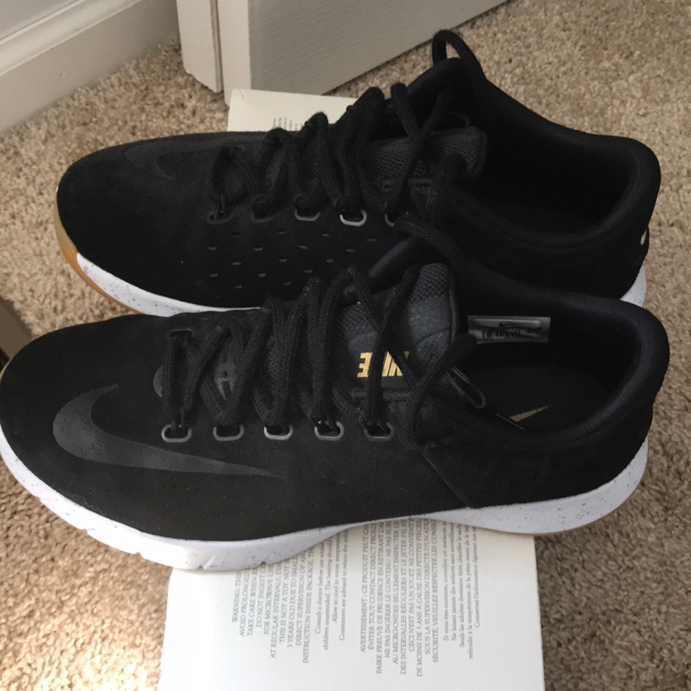 Men’s Nike SB  size 9.5